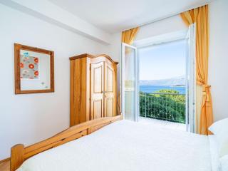 Apartments Nikolina LU - Two-Bedroom Apartment with Balcony - Lumbarda - 7