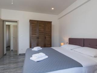 Begovi Guest House - One-Bedroom Apartment EKV - 8
