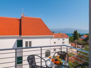 Apartments Island Beat - One Bedroom Apartment with Balcony and Sea View A1 ST - 0