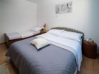 Apartments Tomas - Four Bedroom Apartment with Balcony A4 - Omiš - 6