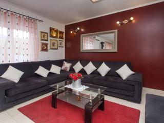 Villa Tomic - Four-Bedroom Villa with Private Pool - Trnbusi - 9