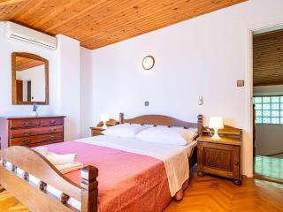 Villa Niko - Three bedroom villa with swimming pool - 2