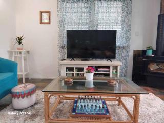 Alba the Scots Cottage walk every where - 4