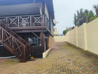 Boitumelo Bluewater Apartments - 9