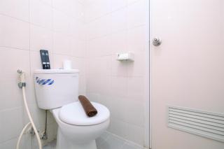 Minimalist and Best Deal Studio Room at Signature Park Grande Apartment By Travelio - Jakarta - 6