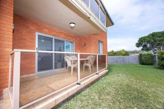 Christie Court 2 - Forster - 8