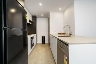 Luxurious 2BR Escape with Exceptional Amenities - Hosted by Canstay - 6