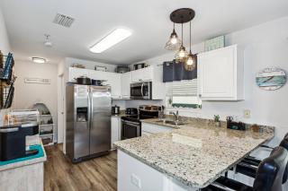 Gulf Island Condos Unit 514 - 8