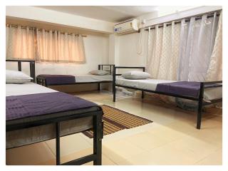 Zion Backpackers Hostel - Guwahati - 4