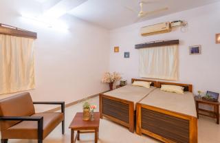 5 bhk villa with swimming pool - 6