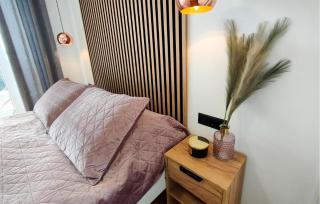 3 Bedroom Awesome Apartment In Kozino - 3