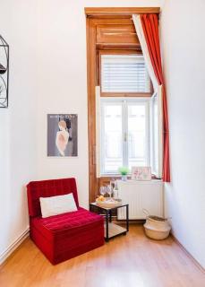 Secluded Spacious Oasis-Best Location in Downtown - Budapest - 5