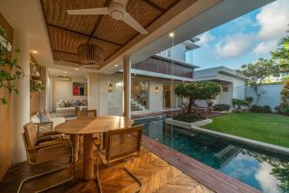 Villa Nestor - New Contemporary 3bd villa next to the Beach - Canggu - 8