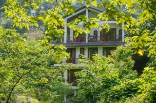 Leela House, near Bavi, Hanoi, Mountain view, Riverside - - 0