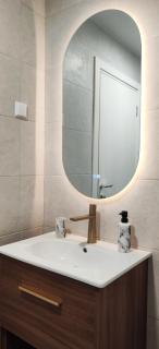 Elegant Apartment with Urban Charm - 2