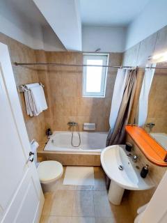 Cozy Seaview Home with Terrace - Atene - 4