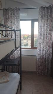 Taxi Hostel - Otopeni - 7