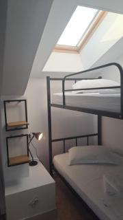 Taxi Hostel - Otopeni - 5
