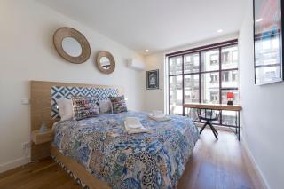 Contemporary Flat near São Bento by LovelyStay - Porto - 0