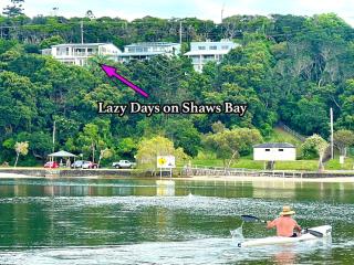 THE PENTHOUSE - Spectacular Views of the Bay, and the Ocean! Only 150m to Shaws Bay - East Ballina - 7