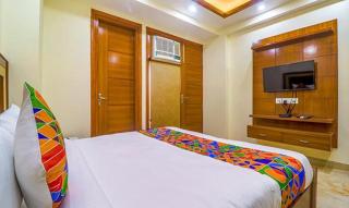 FabHotel Star Corporate Suite - Gurgaon - 7