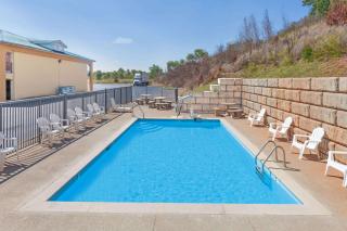 Days Inn by Wyndham Lenoir City - Lenoir City - 8