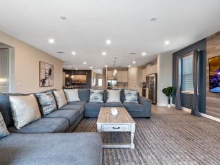Last Minute Disney Getaway! Private Pool, Hot Tub & Games Room. Book Now! #97179 - Orlando - 3