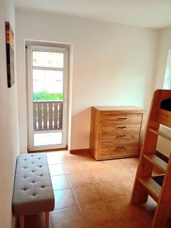 Seyfarthrooms - Ferienwohnung Zum Dorfladen Rathen - zentrale Lage mit direkter Anbindung an das Wanderwegenetz, moderne Inneneinrichtung - 4