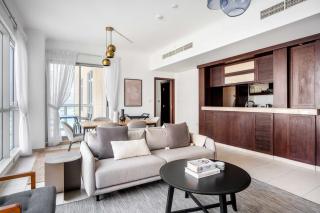 Blueground Downtown BK view pool gym DXB-1298 - Dubai - 8