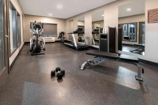 Best Western Plus Kalispell/Glacier Park West Hotel & Suites - Kalispell - 4