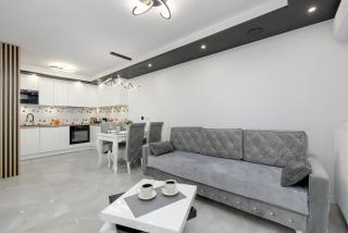 Modern Apartment With Private Garden Międzywodzie by Renters Prestige - Międzywodzie - 0