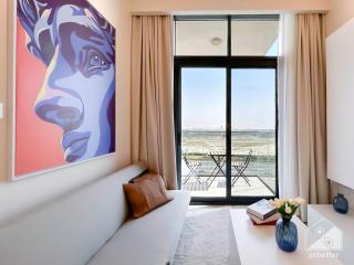 Stylish 1BR with Balcony in Azizi Riviera - Dubai - 9