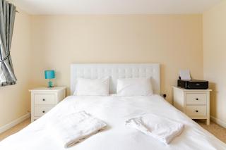 4 Bedroom Detached, Wi-Fi, Parking, stunning views - Newcastle under Lyme - 4