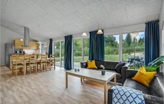 Gorgeous Home In Ebeltoft With Kitchen - Ebeltoft - 2