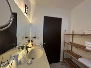 Lovely 2 Bdrm Condo in Gated Community & Pool View - Playa del Carmen - 6