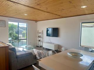 Golden 3 Bedroom Beach House - Sunset Strip - 0