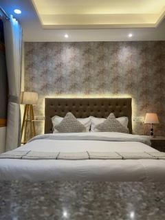 Griham Inn - 8