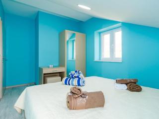 Apartments Donita - Standard Two Bedroom Apartment with Balcony and Sea View - Slano - 3