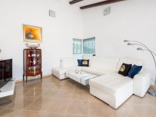 Villa Dea - Luxury Villa with Outdoor Swimming Pool - Vučevica - 9
