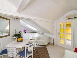 Apartment Emma - Two Bedroom Apartment with Balcony and Sea View - 0