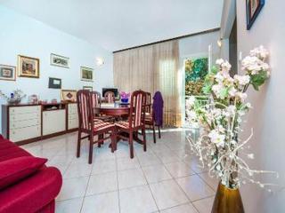Holiday Home Lido - Three Bedroom Holiday House with Terrace - 8