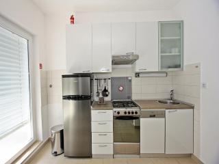 Apartments Tomy - One Bedroom Apartment with Balcony and Sea view Apartment 1 - Sutivan - 6