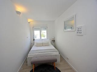 Apartments Tomy - One Bedroom Apartment with Balcony and Sea view Apartment 1 - Sutivan - 4