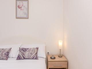 Apartments Lilly - Two Bedroom Apartment with Sea View and Terrace - Pašman - 0