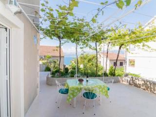 Studio apartment with terrace sea view - Postira - 0