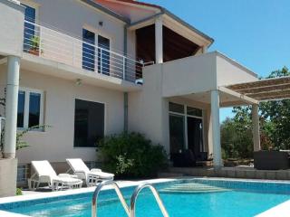 Apartments Villa Dona -Two Bedroom Apartment with Shared Swimming Pool - Vela Luka - 7