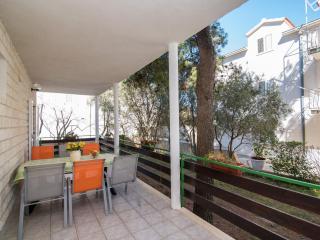 Apartments Pinija - Three Bedroom Apartment with Terrace A0 - ST - Supetar - 0