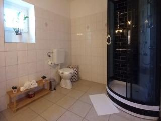 Casa Girasole - Three Bedroom Holiday Home with Garden - Buje - 4