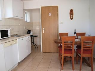 Apartment Lili- One Bedroom Apartment with Terrace ST - Splitska - 5