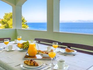 Seafront Holiday Home Marija-Three Bedroom Holiday Home with Sea View - 0